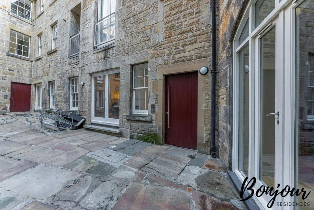 Spacious 2Br-2Ba - Grassmarket - Free Parking By Bonjour Residences Edinburgh Exterior foto