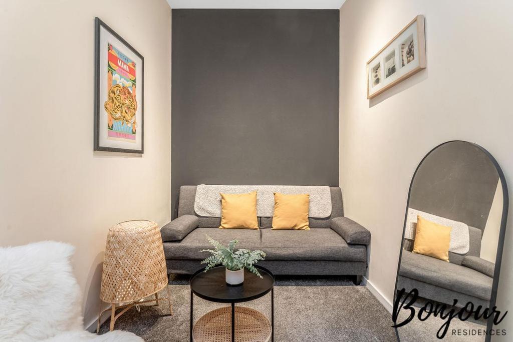 Spacious 2Br-1Ba - Grassmarket - Free Parking By Bonjour Residences Edinburgh Exterior foto
